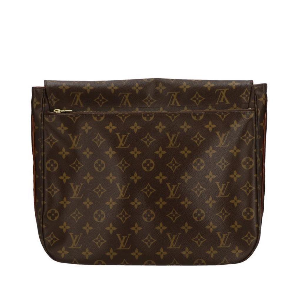 Louis Vuitton Monogram Beaubourg MM Messenger